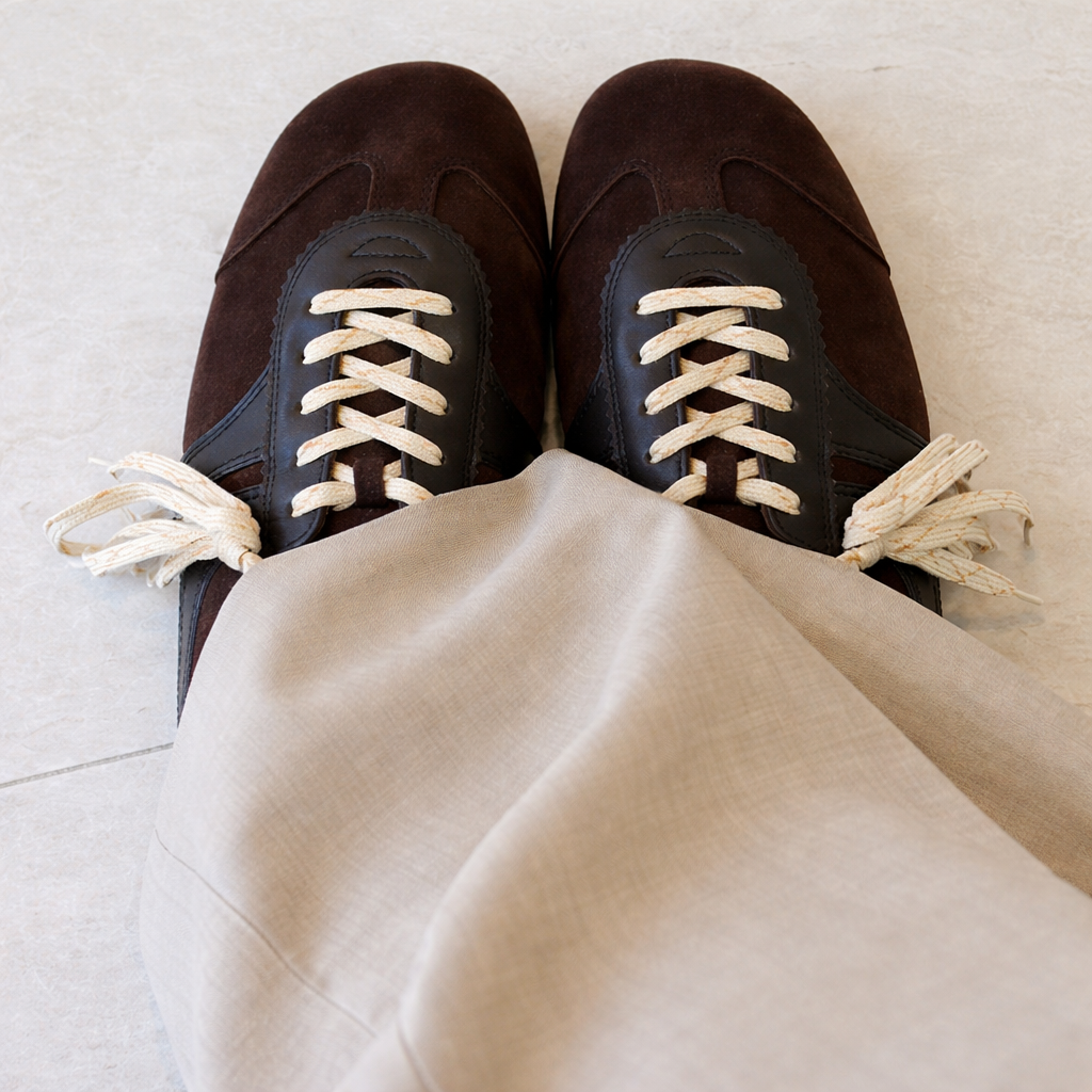 Women’s Retro Leather Sneakers — Comfortable Casual Shoes