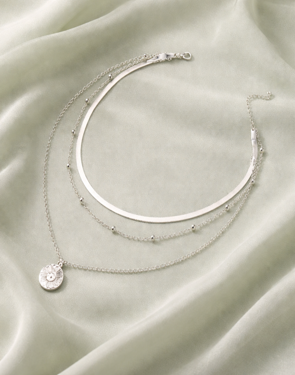 Women’s Minimalist Layered Necklace