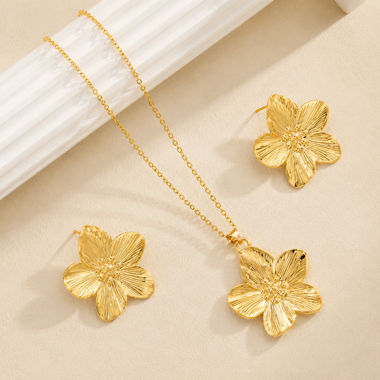 Flower Necklace and Earrings Set